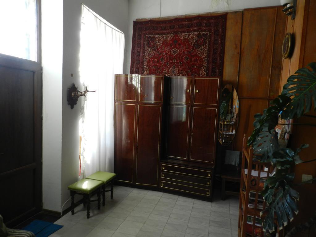 Apartment Retro Tbilisi Esterno foto